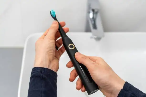 Vente de pi�ces d�tach�es petit �lectrom�nager: blender, friteuse,brosse a dents a Marseille